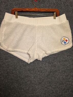 NFL Team Apparel Pittsburgh Steelers Sherpa Fleece Lounge Shorts Cream XL